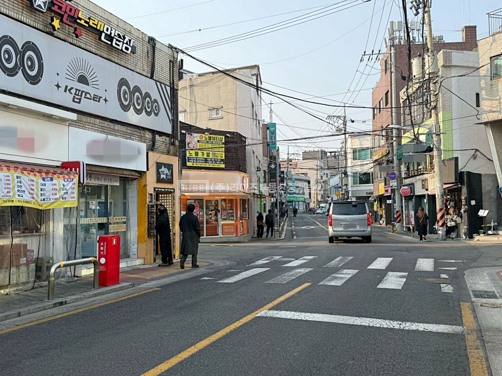 서울 마포구 망원동 RISE 망리단길 메인거리. S급 입지 노출도 우수 1F 월세 매물번호 12443 사진 2