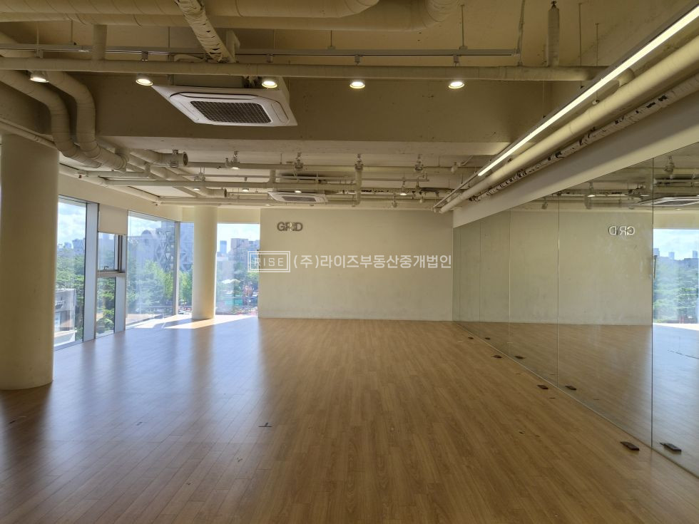 서울 마포구 서교동 RiSE 댄스연습, 방음 시설 완비. 감각적인 공간 월세 매물번호 12405 사진 6