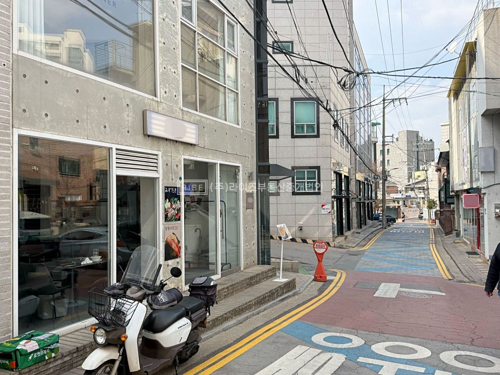 서울 마포구 상수동 RISE 프라이빗 다이닝이 어울리는 소형 감성 공간. 월세 매물번호 12572 사진 1