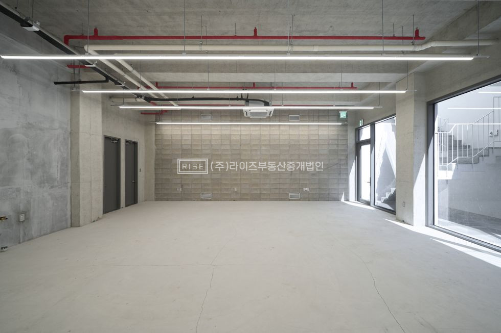 서울 마포구 서교동 RiSE 월세 매물번호 13515 사진 8