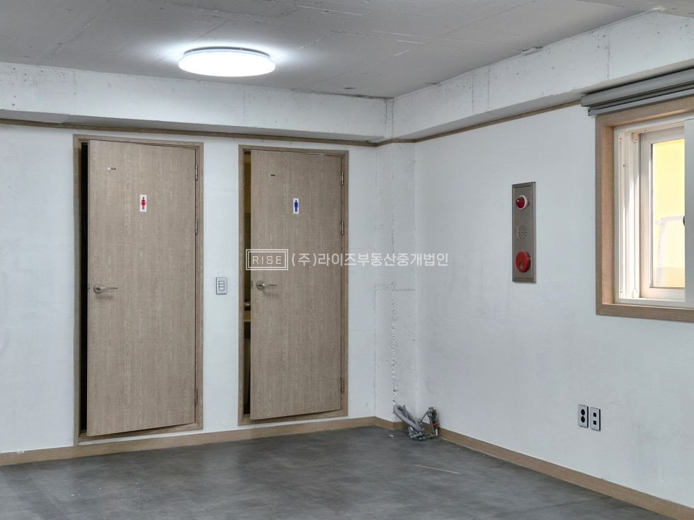 서울 마포구 연남동 RiSE 연남 고즈넉한 골목 가성비 공간 월세 매물번호 13550 사진 4