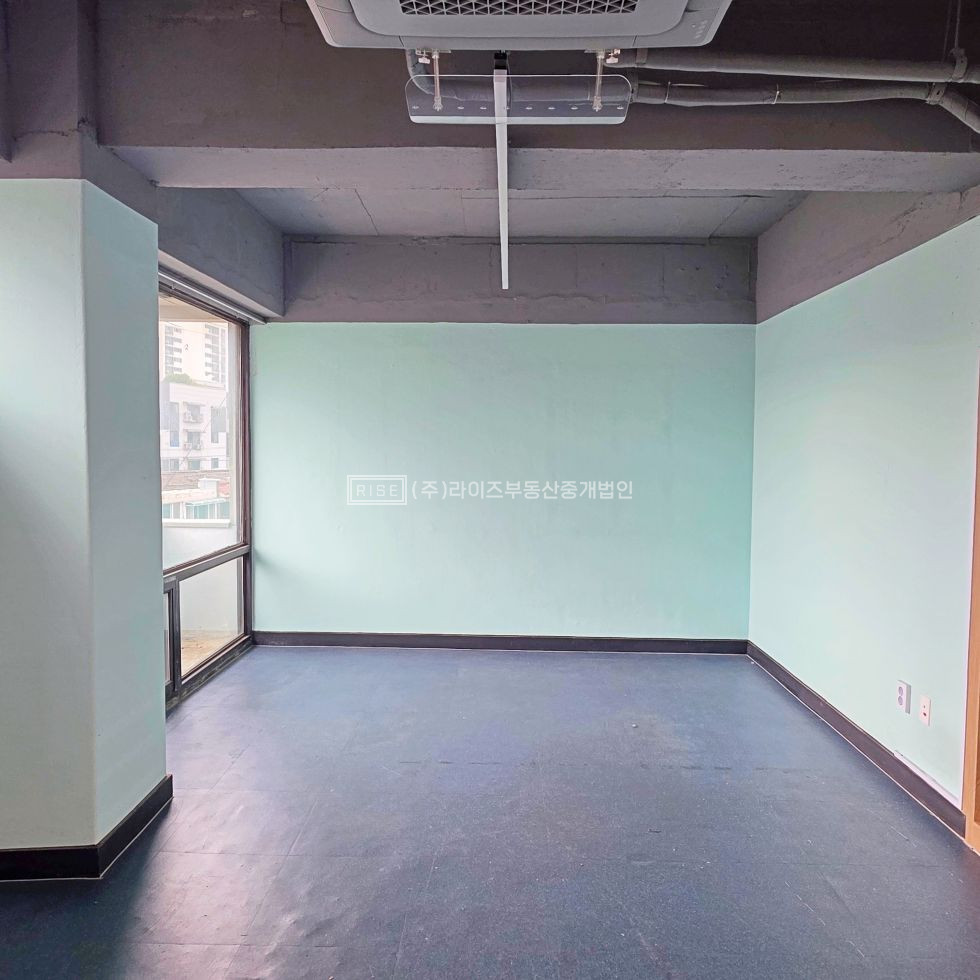 서울 마포구 성산동 RiSE 주차공간 여유O, 가성비 대형사무실, 에어컨 5대, 개방감 좋음 월세 매물번호 13414 사진 13