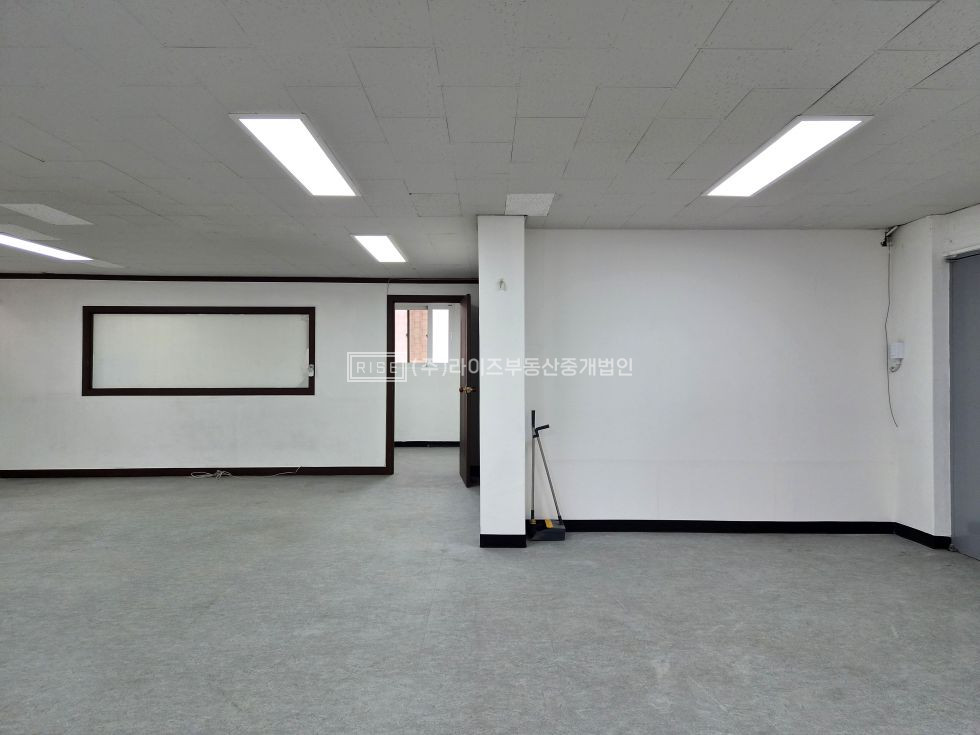 서울 마포구 서교동 RISE 가성비 끝판왕, 화이트톤 오피스 월세 매물번호 12432 사진 4