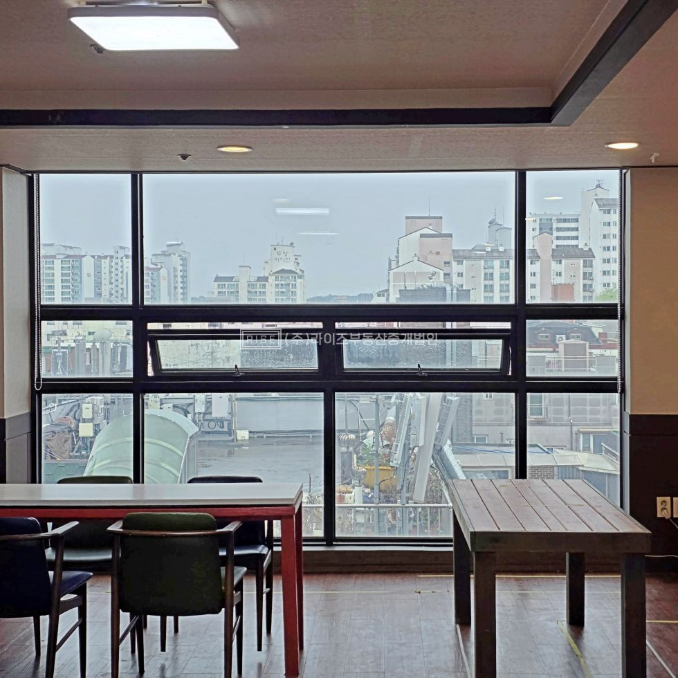 서울 마포구 망원동 RiSE 룸2개, 마포구청역 도보4분, 채광 우수, 조경을 갖춘 옥상 월세 매물번호 13218 사진 4