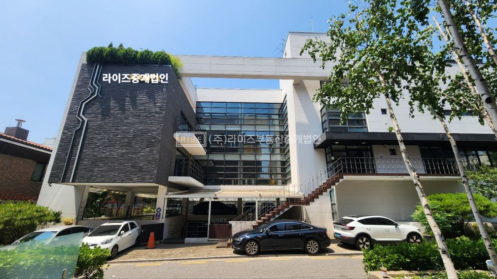 서울 강남구 논현동 논현역 초역세권 건물 매매 매물번호 13131 사진 1