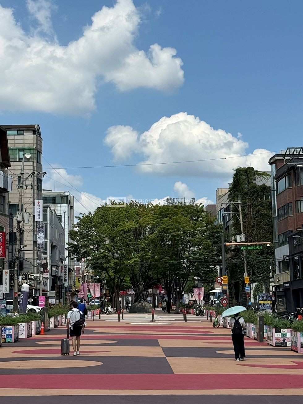 서울 마포구 서교동 RiSE 거리의 시선을 머물게 하는 특별한 파사드. 월세 매물번호 13700 사진 20
