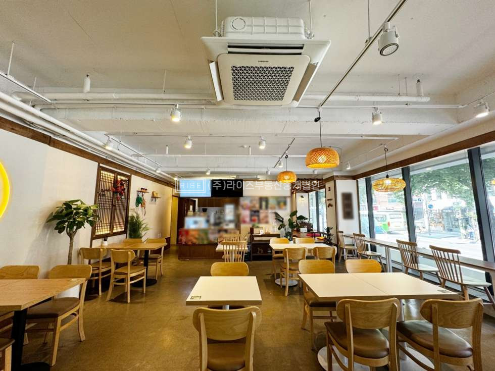 서울 마포구 성산동 RISE [성산] 경성고 대로변 유명프랜차이즈카페 월세 매물번호 10709 사진 11