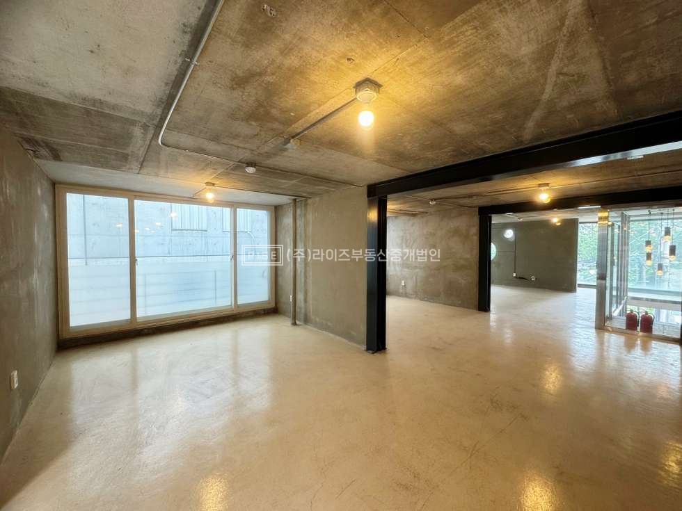 서울 마포구 서교동 홍대입구역 합정역 더블 역세권 상가 월세 매물번호 10727 사진 3