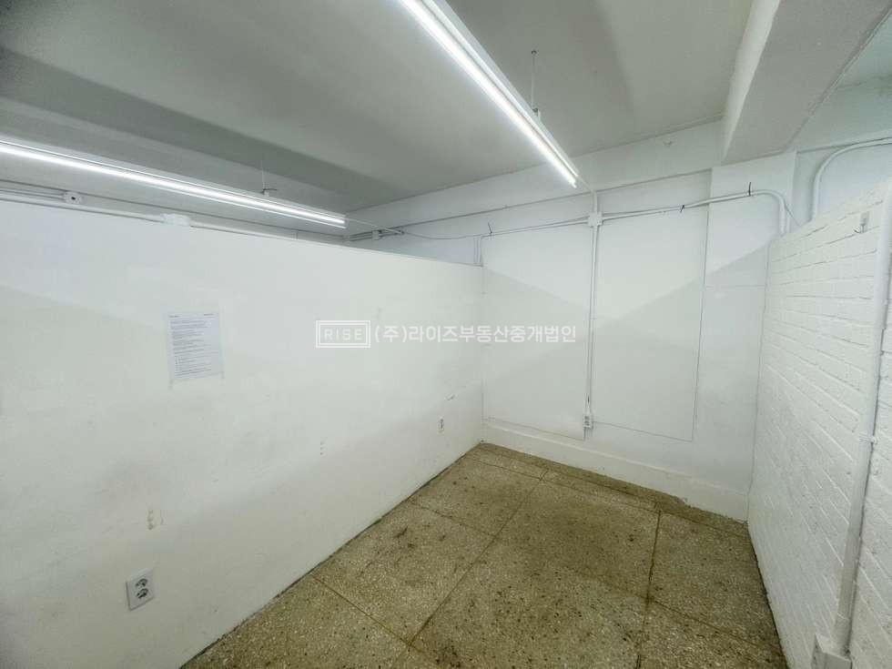 서울 마포구 합정동 합정역 도보 5분 역세권 대로변 사무실 월세 매물번호 10903 사진 8