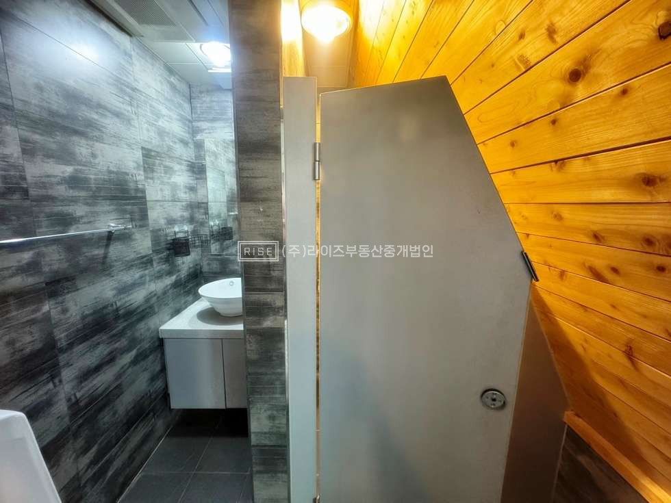 서울 마포구 상수동 눈앞에 펼쳐지는 탁트인 한강뷰 사무실 월세 매물번호 10918 사진 7