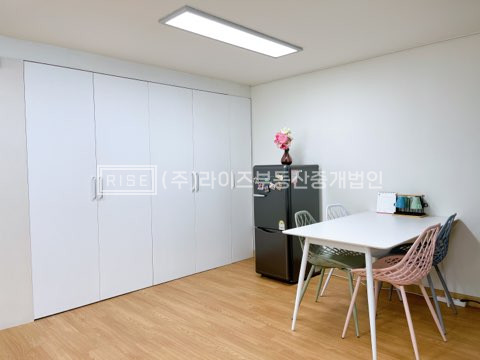 서울 마포구 동교동 교동근린생활시설동 홍대입구역 도보 3분 초역세권 화이트톤 사무실 월세 매물번호 10958 사진 5