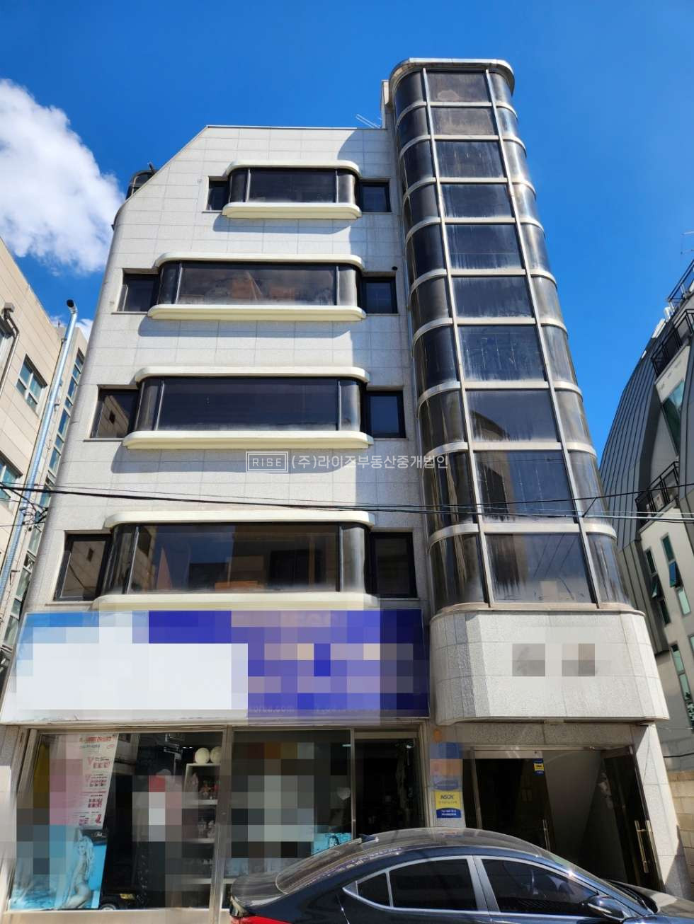 서울 마포구 합정동 합정역 도보5분 오피스상권 1층상가 월세 매물번호 10999 사진 1