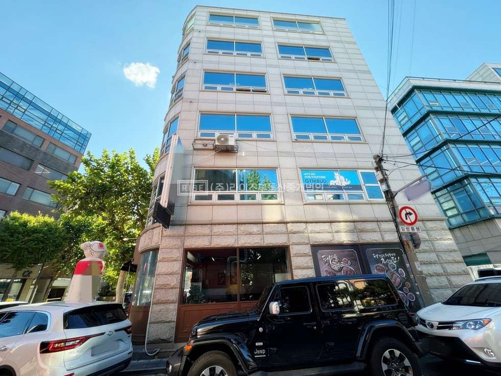 서울 마포구 서교동 합정역 망원역 더블역세권 구조좋은 사무실 월세 매물번호 11029 사진 1