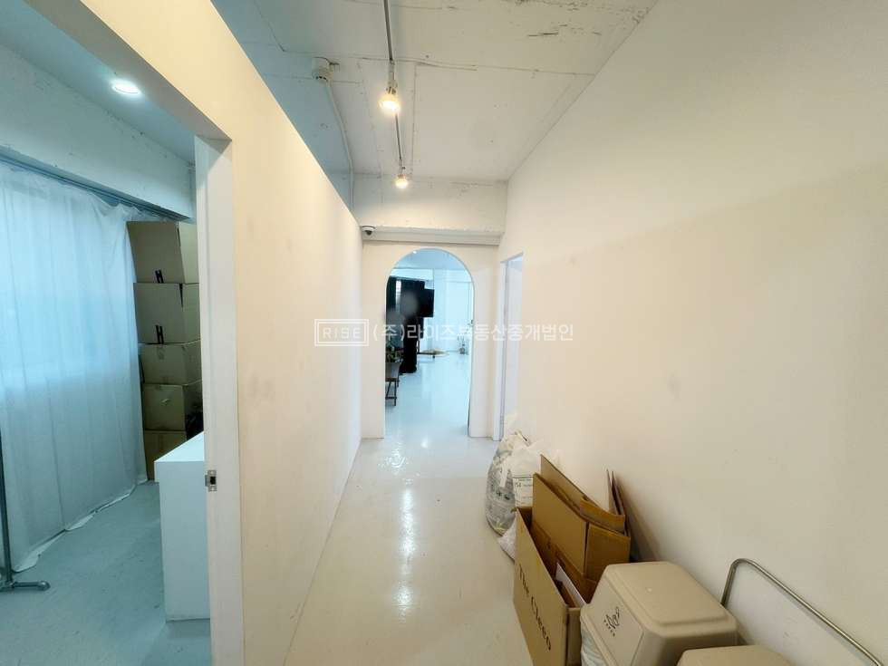 서울 마포구 상수동 상수역 초역세권 도로변 구조와 내부컨디션 좋은 사무실 월세 매물번호 11140 사진 9