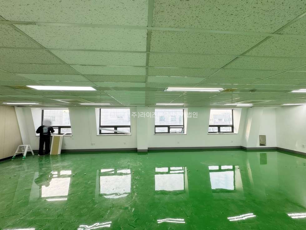 서울 마포구 창전동 홍대입구역 역세권 대로변 구조좋은 가성비 사무실 월세 매물번호 11151 사진 4