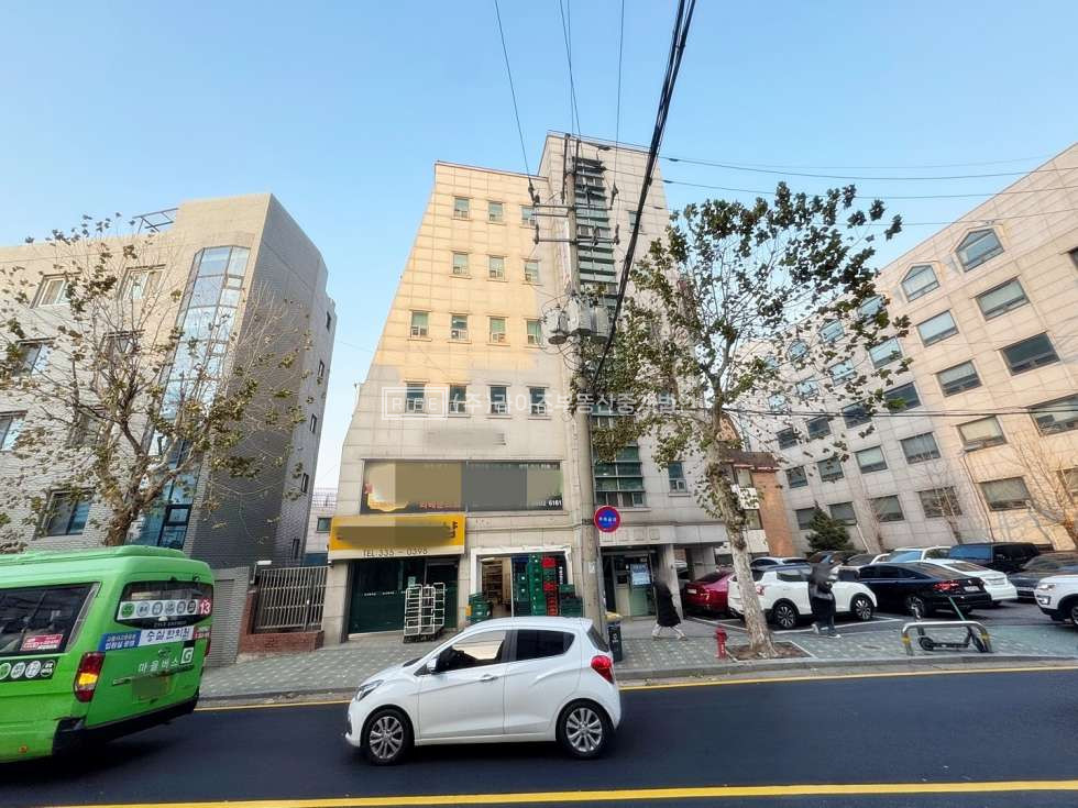 서울 마포구 창전동 홍대입구역 역세권 층고높고 구조좋은 가성비 사무실 월세 매물번호 11152 사진 1
