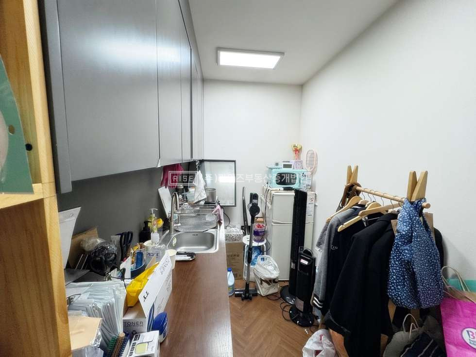 서울 마포구 합정동 합정역 초역세권 벚꽃길 라인 내외부 컨디션 좋은 상가 월세 매물번호 11119 사진 7