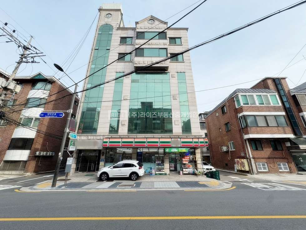 서울 마포구 연남동 연남동 대로변 층고높고 내부 인테리어 깔끔한 사무실 월세 매물번호 11305 사진 1