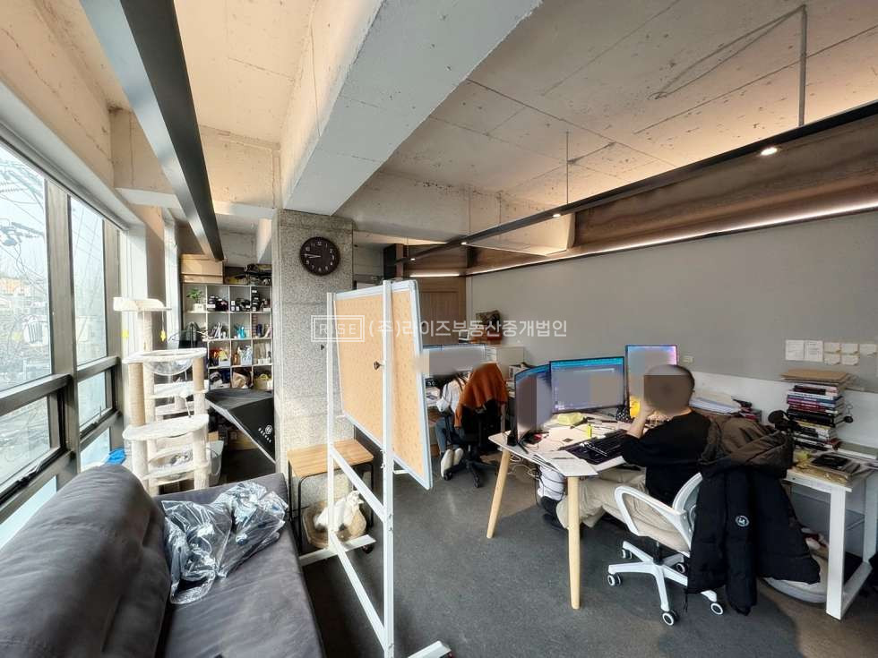 서울 마포구 연남동 연남동 대로변 내부 컨디션 좋은 가성비 사무실 월세 매물번호 11306 사진 2