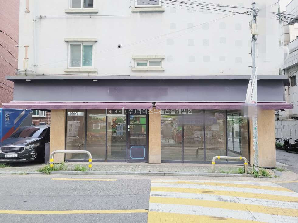 서울 마포구 망원동 [임대] <망원> 동교초 인근 노출 좋은 15p 1층 상가 월세 매물번호 11581 사진 1
