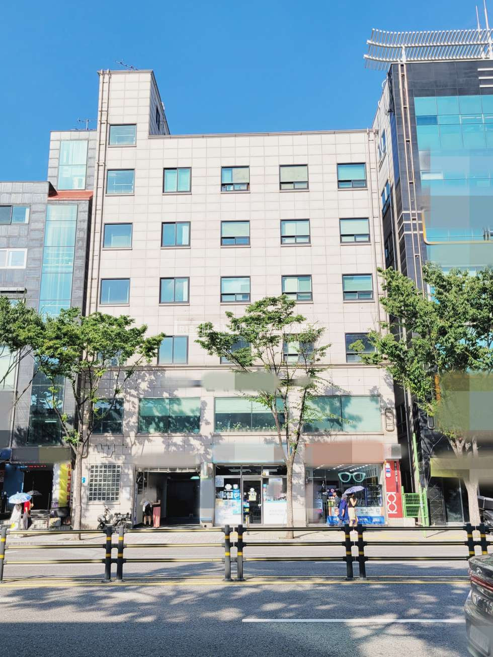 서울 마포구 서교동 <임대> 망원 초역세권 무권리 3층 35p 다양한업종환영 월세 매물번호 11637 사진 3