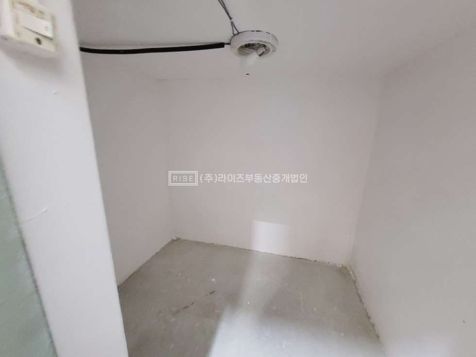 서울 마포구 서교동 <임대> 망원 초역세권 무권리 44p 다양한업종환영 월세 매물번호 11638 사진 5