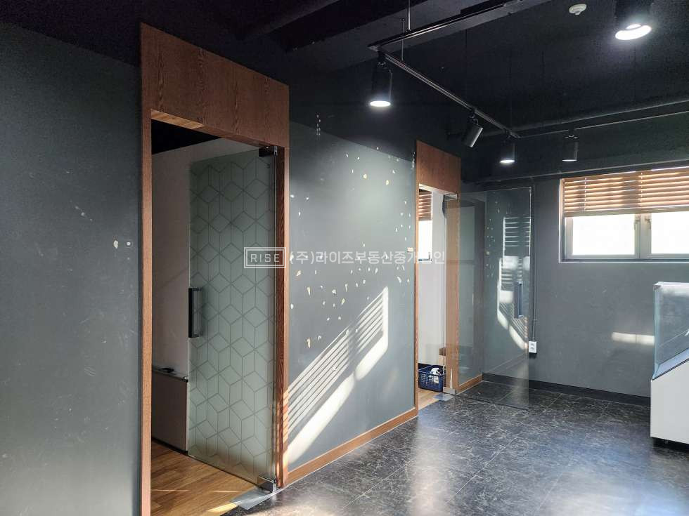 서울 마포구 서교동 합정 망원 사이, 주차 편리한 서교동 30평 오피스 월세 매물번호 11804 사진 3