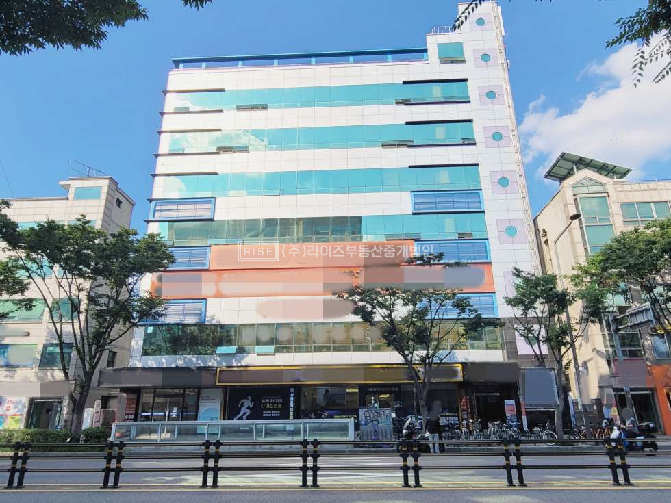 서울 마포구 서교동 <임대> 120p 망원역 초역세권 무권리 자주식주차3대 월세 매물번호 11636 사진 2