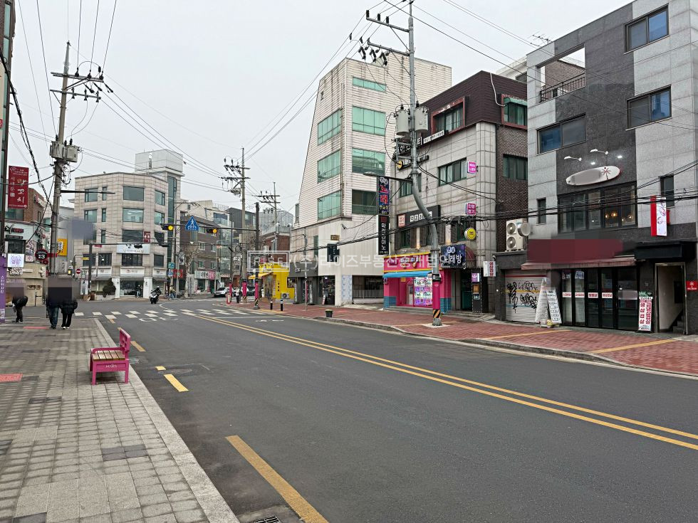 서울 마포구 연남동 RISE 연남동 핫플 메인. 노출&가시성 좋은 공간 월세 매물번호 12428 사진 8