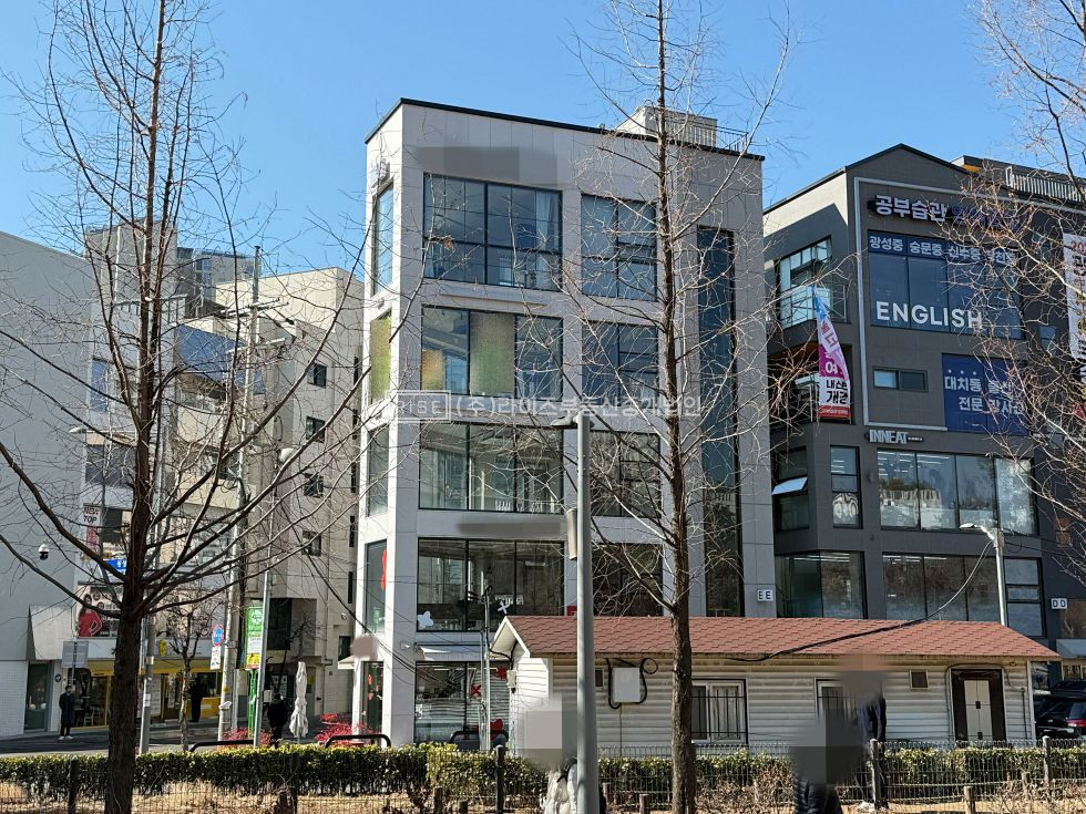 서울 마포구 신수동 RISE 숲길뷰. 채광. 통창. 브랜드 가치 올리는 공간 월세 매물번호 12429 사진 1