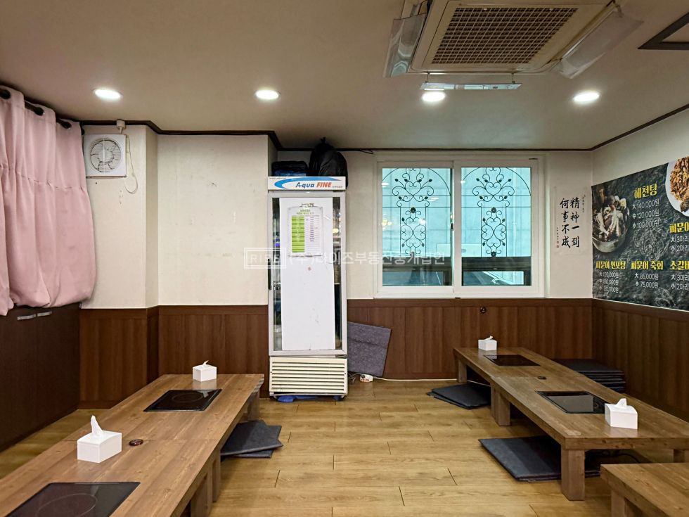 서울 마포구 서교동 RISE 점심·저녁 매출 다 잡는 구조 월세 매물번호 12293 사진 5