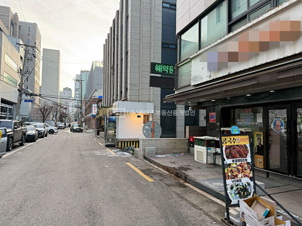서울 마포구 서교동 RISE 점심·저녁 매출 다 잡는 구조 월세 매물번호 12293 사진 12