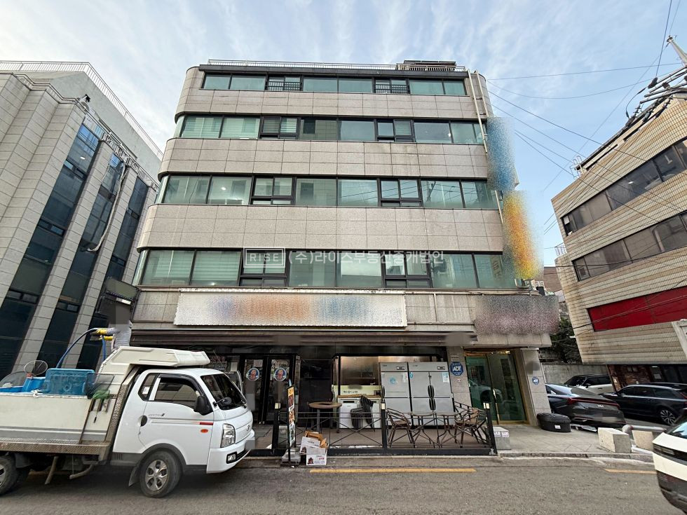 서울 마포구 서교동 RISE 점심·저녁 매출 다 잡는 구조 월세 매물번호 12293 사진 14