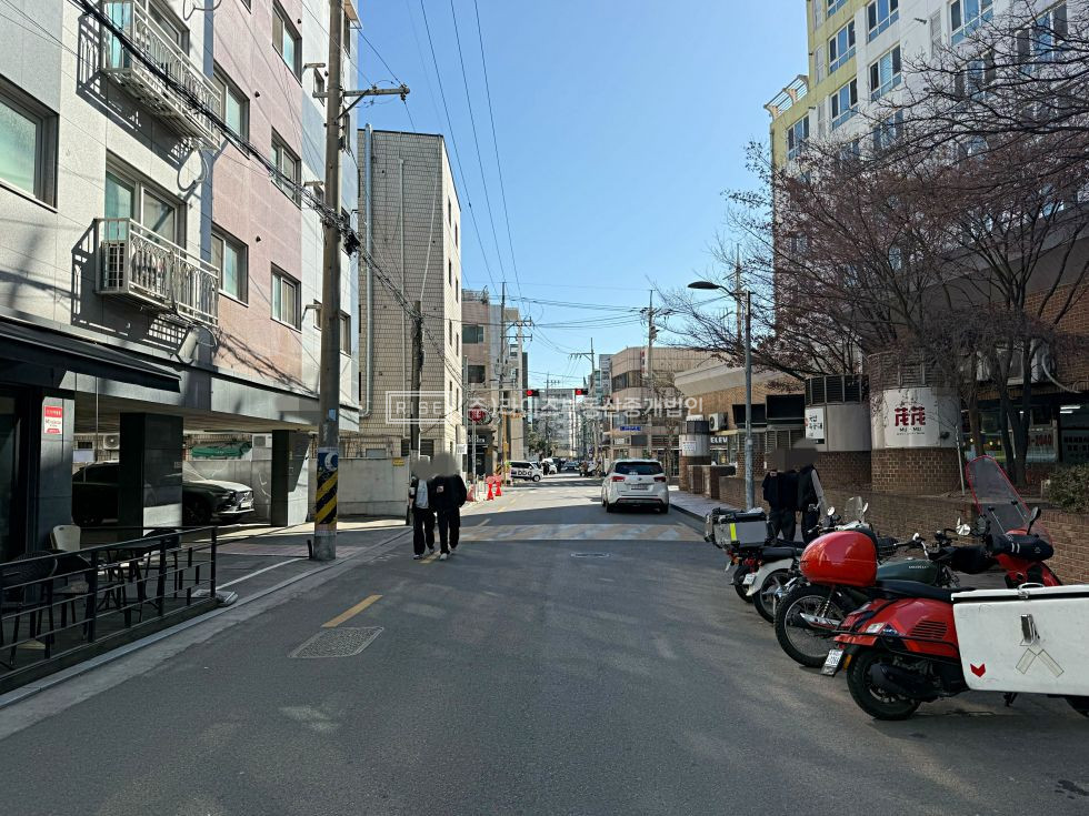 서울 마포구 서교동 RISE 1층 단독. 생활형 상권 안정적 수요 공간 월세 매물번호 12474 사진 4