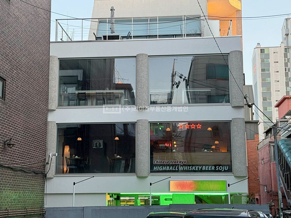 서울 마포구 망원동 RISE 통창 바 완성형 구조. 와인 하이볼 최적 월세 매물번호 12483 사진 16