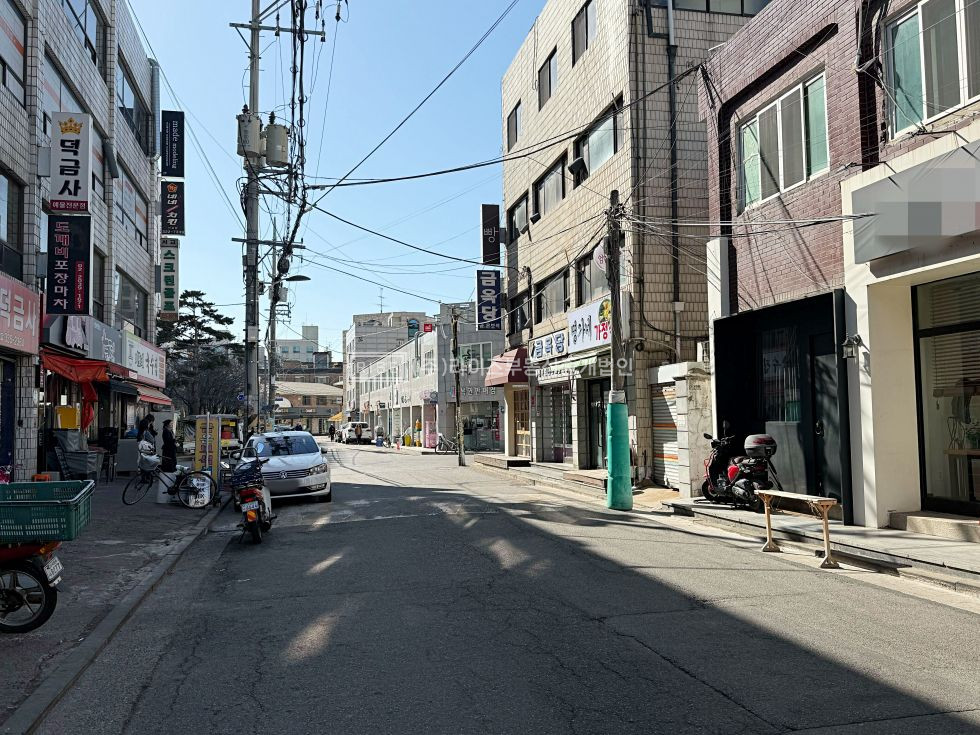 서울 마포구 서교동 RISE 로컬 갬성. 목재 무드 감성 한식 다이닝 공간 월세 매물번호 12465 사진 8