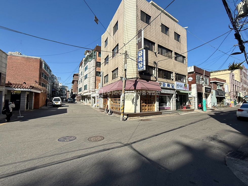 서울 마포구 서교동 RISE 로컬 갬성. 목재 무드 감성 한식 다이닝 공간 월세 매물번호 12465 사진 9