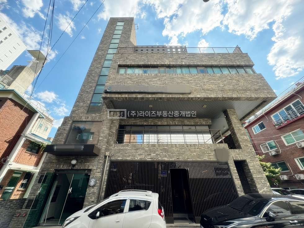 서울 마포구 합정동 합정역 도보 5분 역세권 테라스 넓은 사무실 월세 매물번호 10759 사진 1