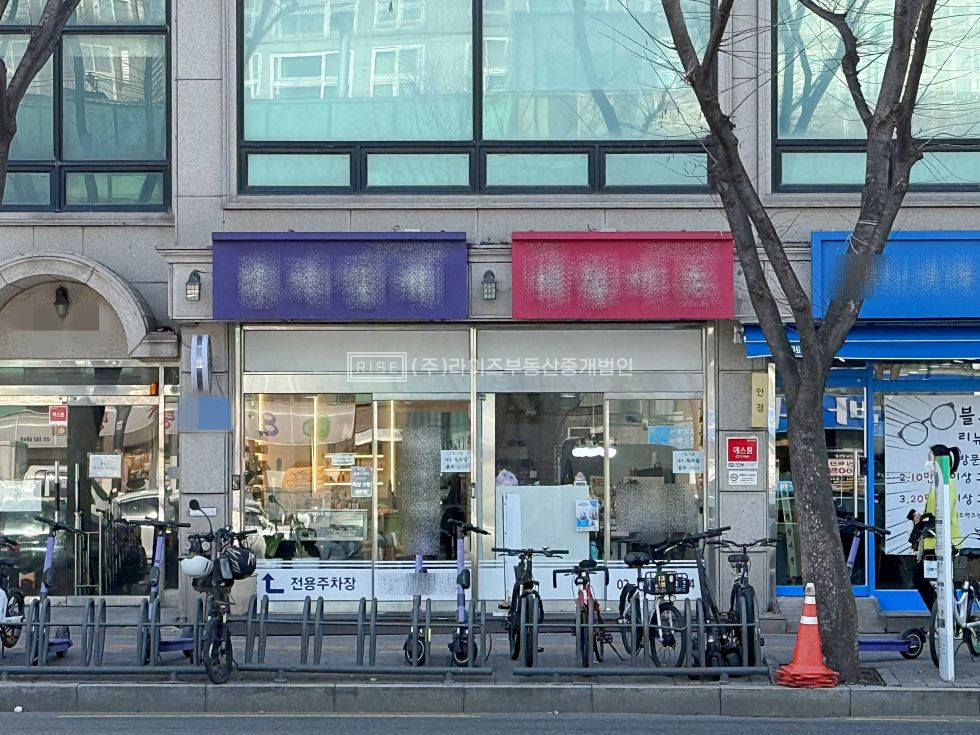 서울 마포구 망원동 RISE 쇼윈도 구조. 가시성 좋은 전면통창 대로변 1F 월세 매물번호 12531 사진 1