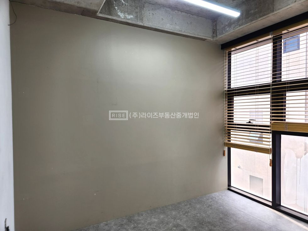 서울 마포구 서교동 RISE 업무 인프라 좋은 소형 오피스 공간 월세 매물번호 12581 사진 4