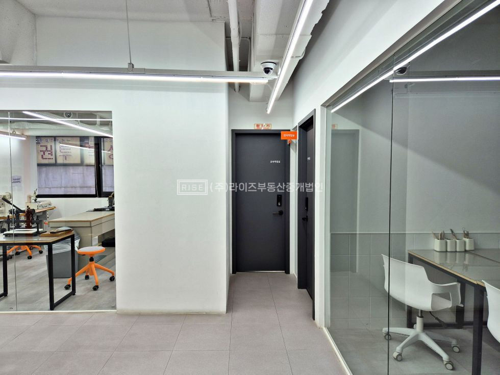 서울 마포구 서교동 RISE 홍대 메인 입지 오피스 임대 월세 매물번호 12597 사진 4