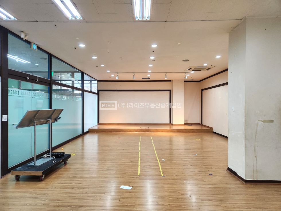 서울 마포구 상수동 RISE 상수 대로변 대형 공간 / 병원 오피스 피트니스 추천 월세 매물번호 12269 사진 10
