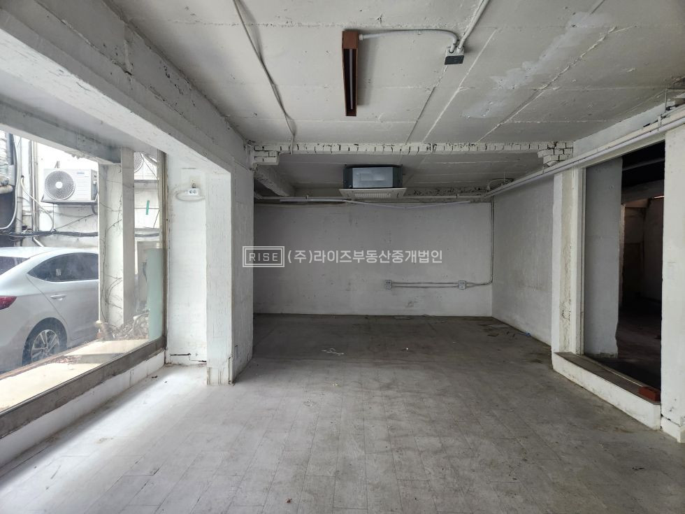 서울 마포구 동교동 RISE 프라이빗하게 사용하는 개성 넘치는 공간 월세 매물번호 12627 사진 2