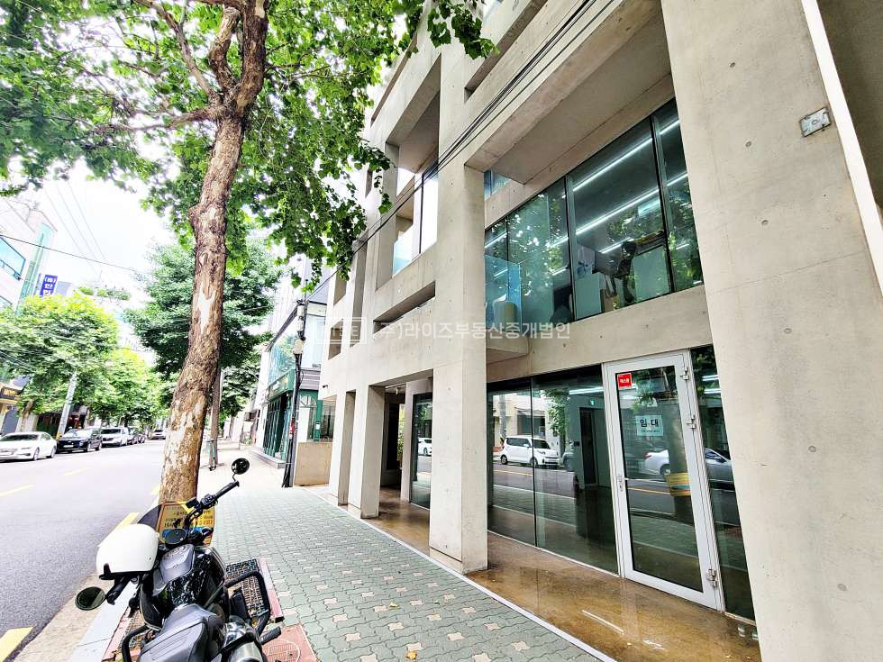 서울 마포구 연남동 <임대> [홍대] 신축급 1층 무권리상가 포레스트뷰 월세 매물번호 11402 사진 7