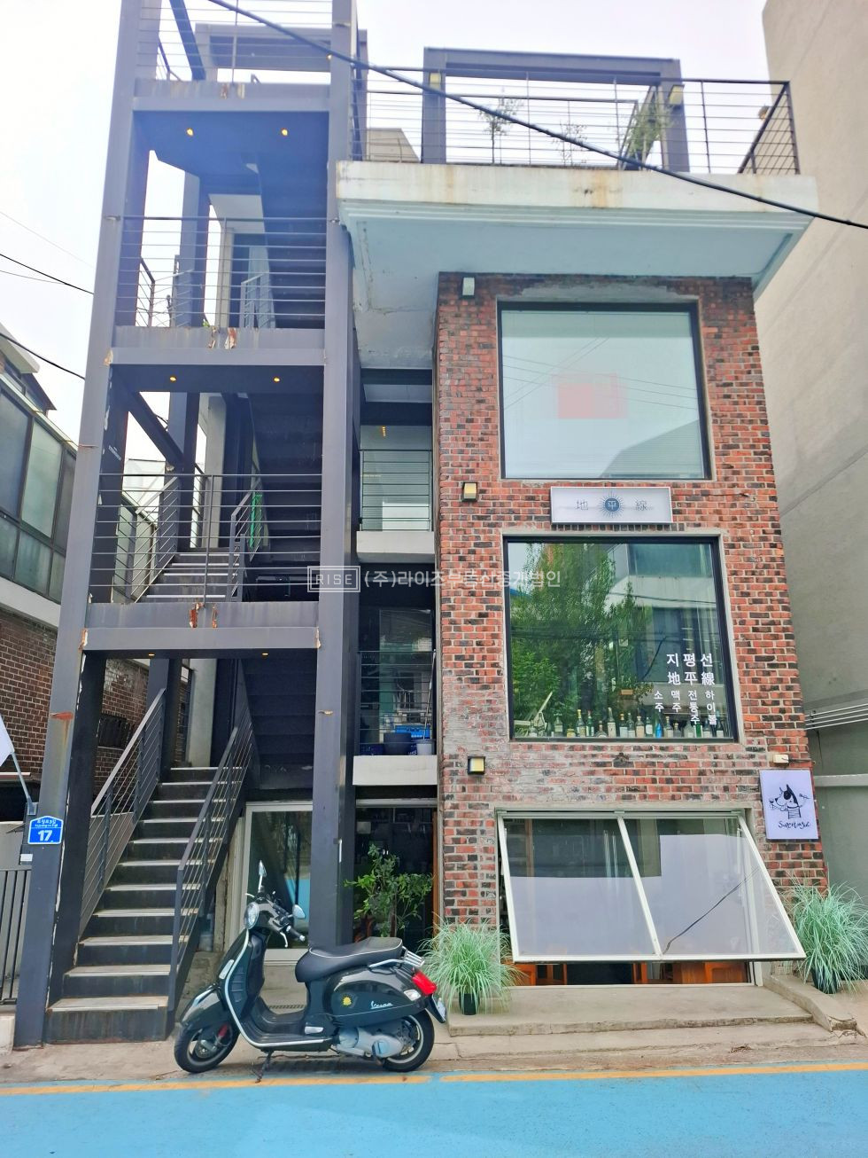 서울 마포구 합정동 합정하늘길 합정역 도보5분 무권리 즉시입주 월세 매물번호 12833 사진 1