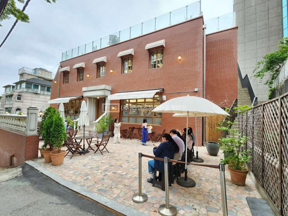 서울 용산구 한남동 용산구 한남동 컨셉좋은 외관 디자인좋은 건물 매매 매물번호 10913 사진 1