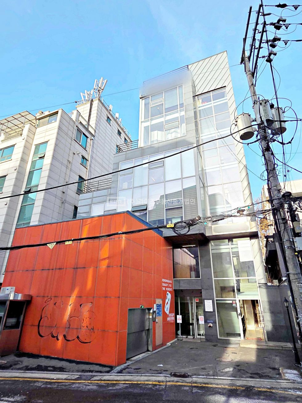 서울 마포구 서교동 RiSE 알짜배기 가성비 오피스, 주차 엘베 남녀 분리 화장실 월세 매물번호 12311 사진 1