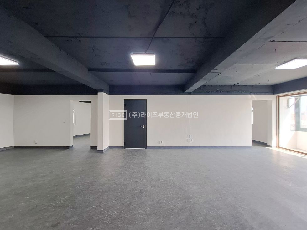 서울 마포구 서교동 무권리 6+7층 82평상가사무실 대형테라스 월세 매물번호 13078 사진 13