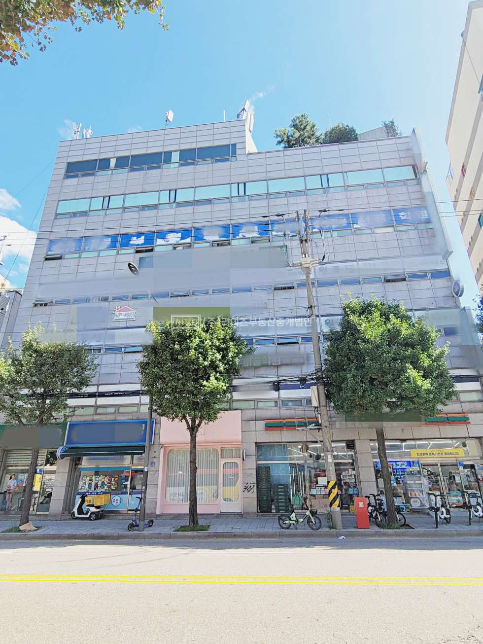 서울 마포구 창전동 RISE 홍대 신촌 79p 가성비최 룸4 냉난방기옵션 주차2대 월세 매물번호 11753 사진 3