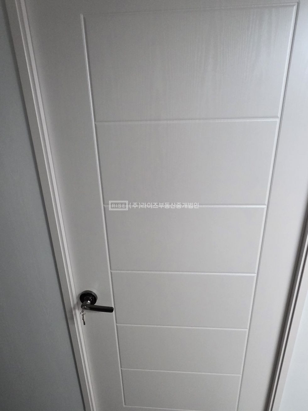 서울 마포구 서교동 RiSE 홍대입구역 도보6분 합정역 도보8분 화이트 실속형 오피스 월세 매물번호 13143 사진 12